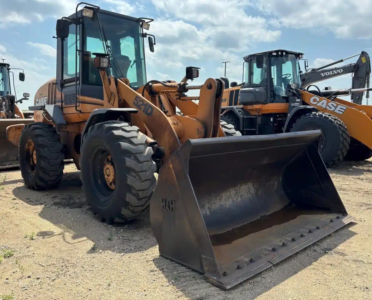 Gallery image 2 for Used 2001 Case IH 521D Wheel Loader