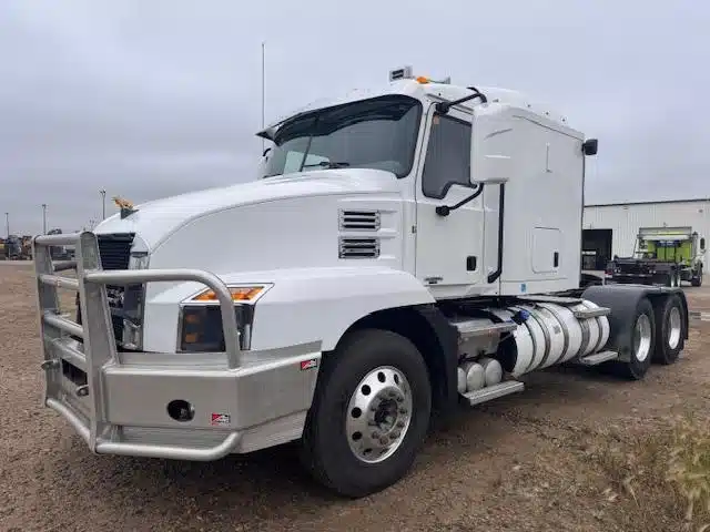 Gallery image 1 for 2023 Mack ANTHEM 64T Semi-Truck