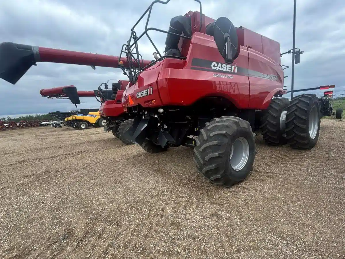 Gallery image 1 for Used 2010 Case IH 9120 Combine