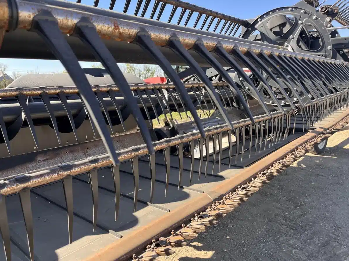 Gallery image 2 for 2018 MacDon FD135 Header - Draper