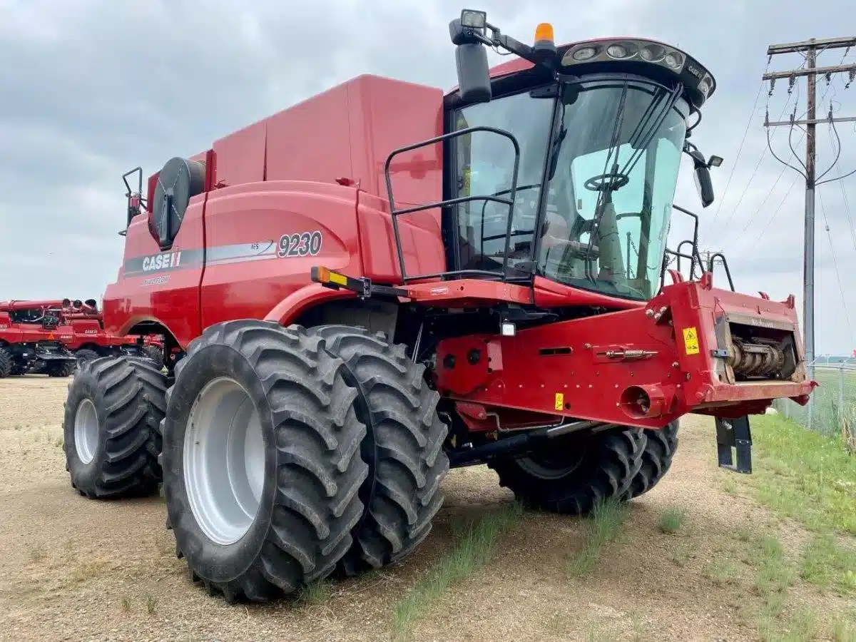 Gallery image 2 for Used 2013 Case IH 9230 Combine