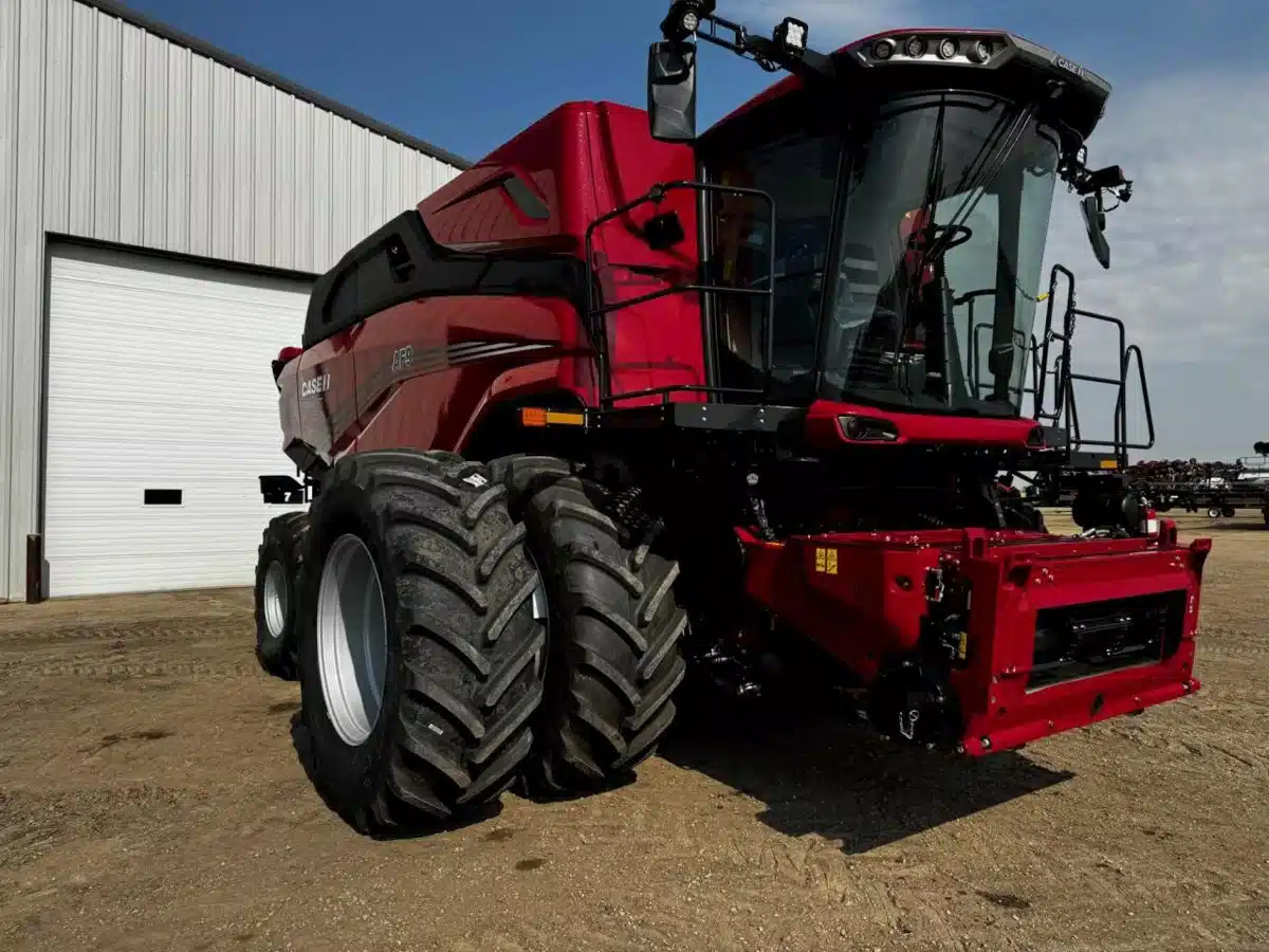 Gallery image 1 for New 2025 Case IH AF9 Combine