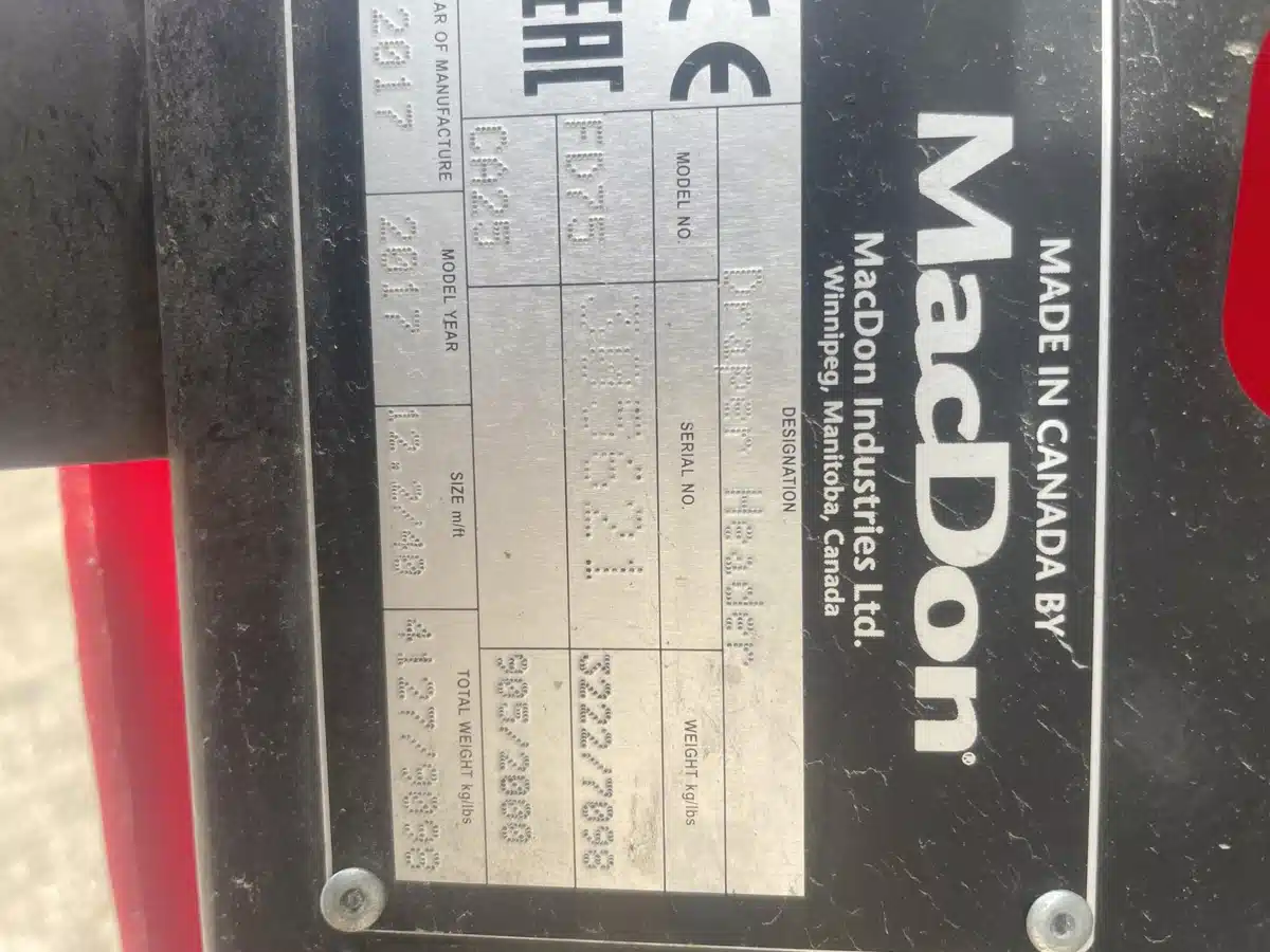 Gallery image 1 for Used 2017 MacDon FD75 Header - Flex Draper