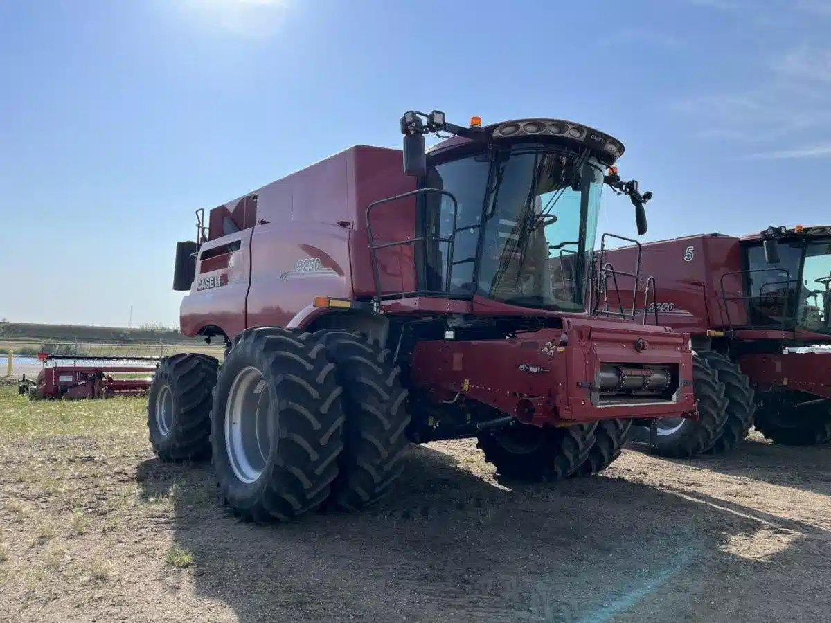 Gallery image 2 for Used 2021 Case IH 9250 Combine