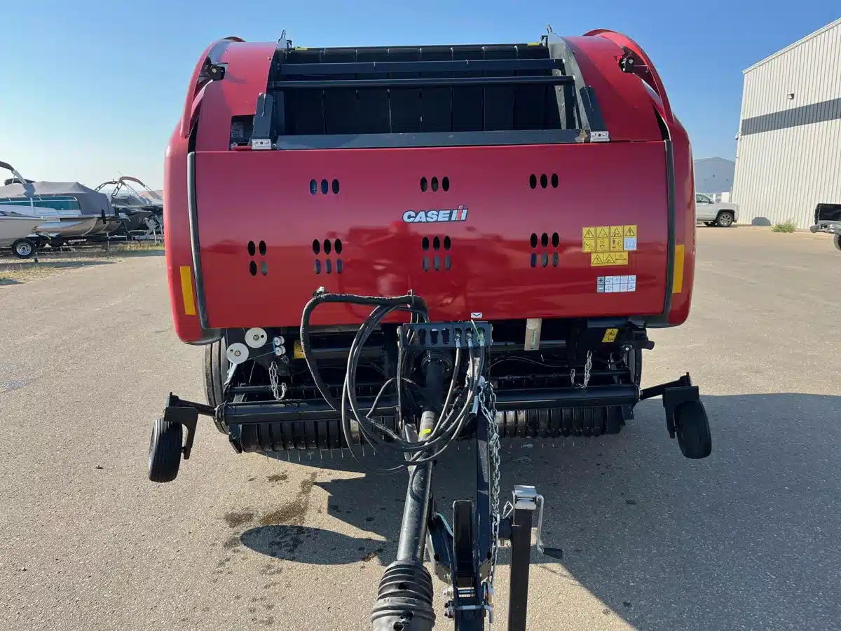 Gallery image 2 for 2021 Case IH RB565 Round Baler