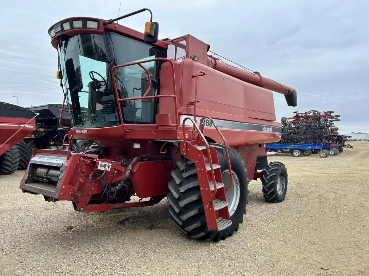 Gallery image 1 for 1995 Case IH 2188 Combine