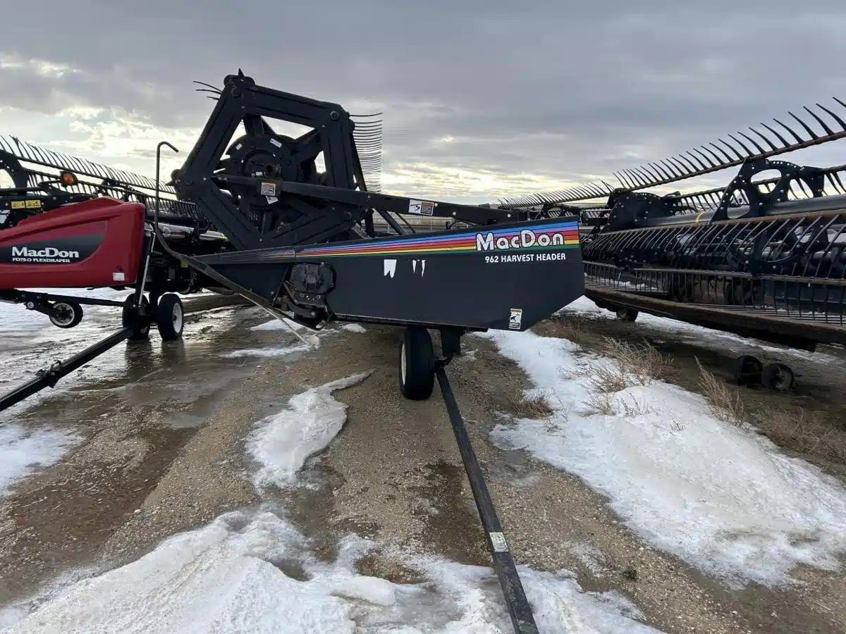 Gallery image 1 for Used 1998 MacDon 962 Header - Flex