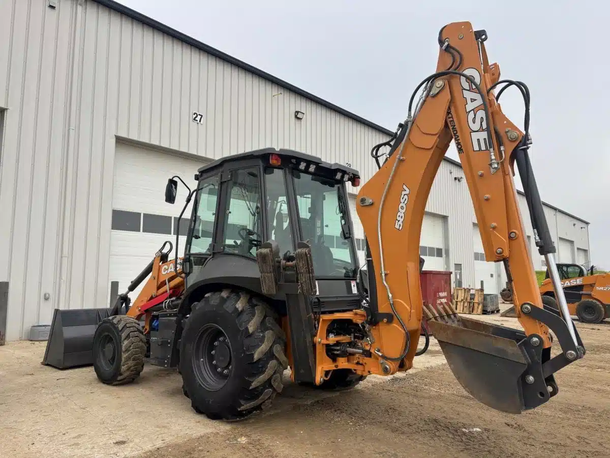 Gallery image 2 for Used 2024 Case IH 580SV Backhoe Loader