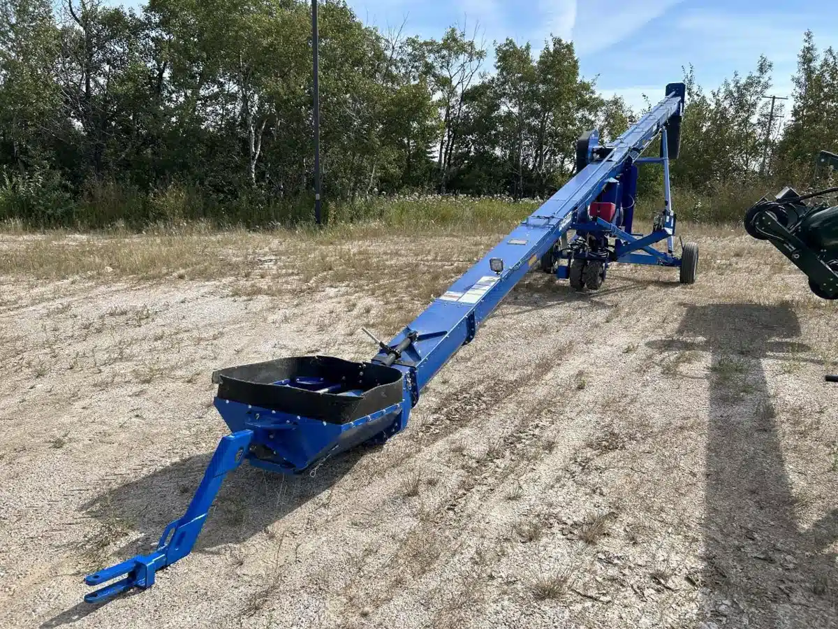 Gallery image 1 for 2025 Kioti CK3520 Tractor