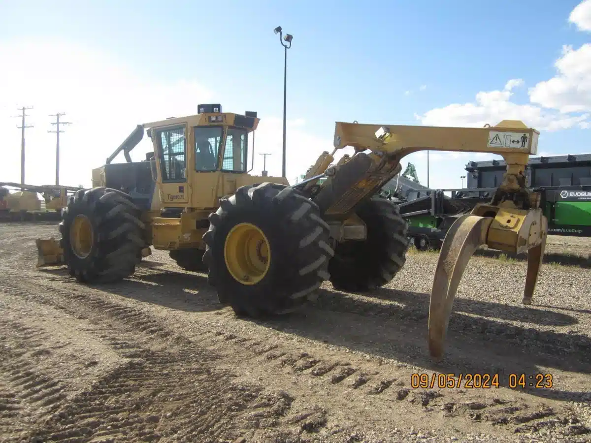 Gallery image 2 for 2023 New Holland 790CP Header - Pickup