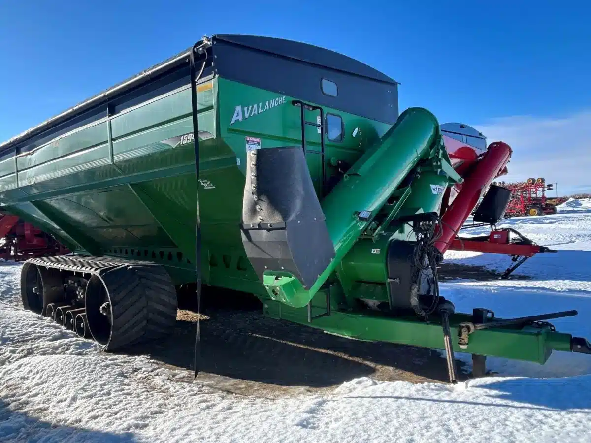 Gallery image 2 for Used 2012 Brent 1594 Grain Cart