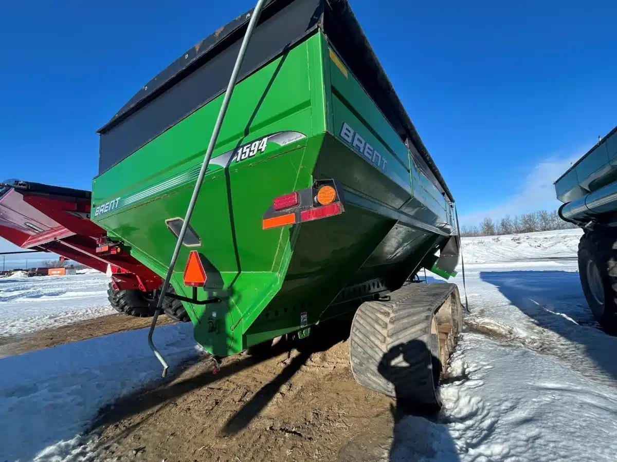 Gallery image 1 for Used 2012 Brent 1594 Grain Cart