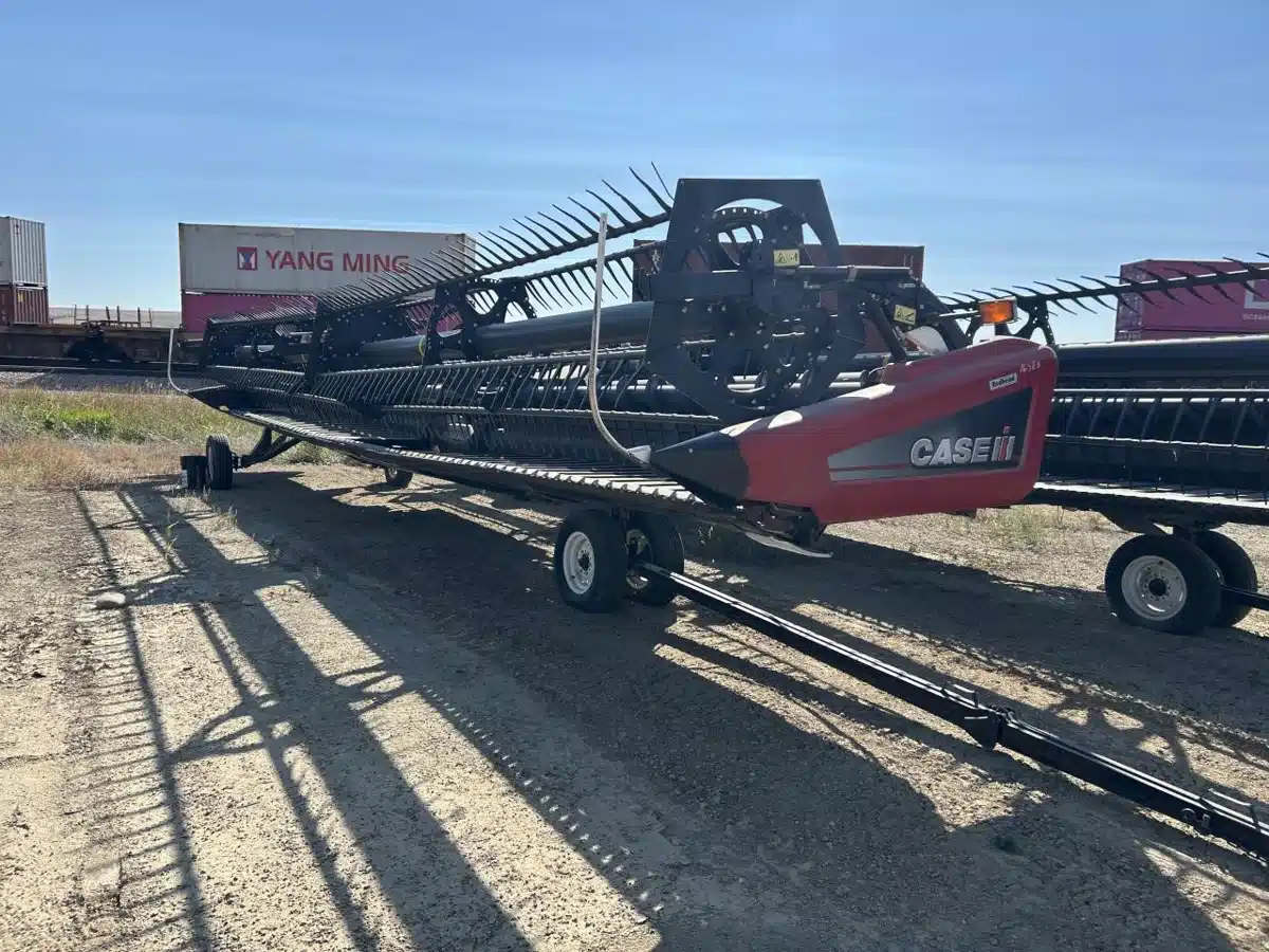 Gallery image 1 for Used 2012 Case IH 2162 Header - Draper