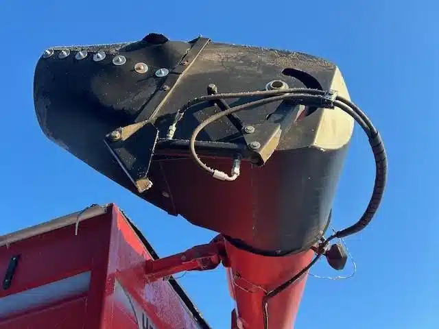 Gallery image 2 for Used 2012 Unverferth 1015 Grain Cart