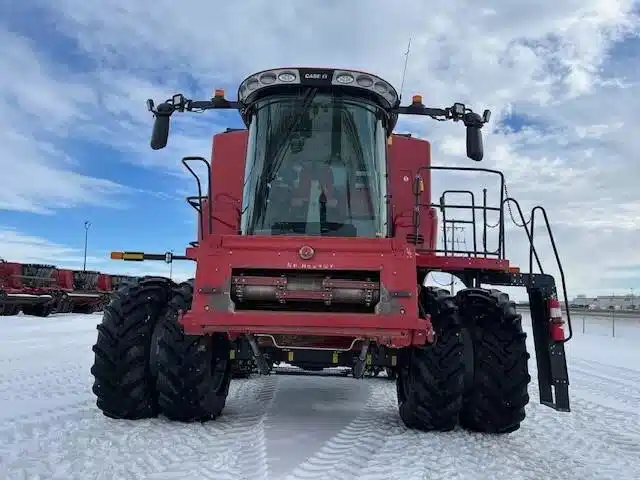 Gallery image 2 for 2023 Case IH 8250 Combine