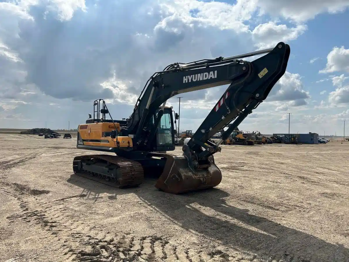 Gallery image 1 for 2022 Hyundai Ind HX260AL Excavator