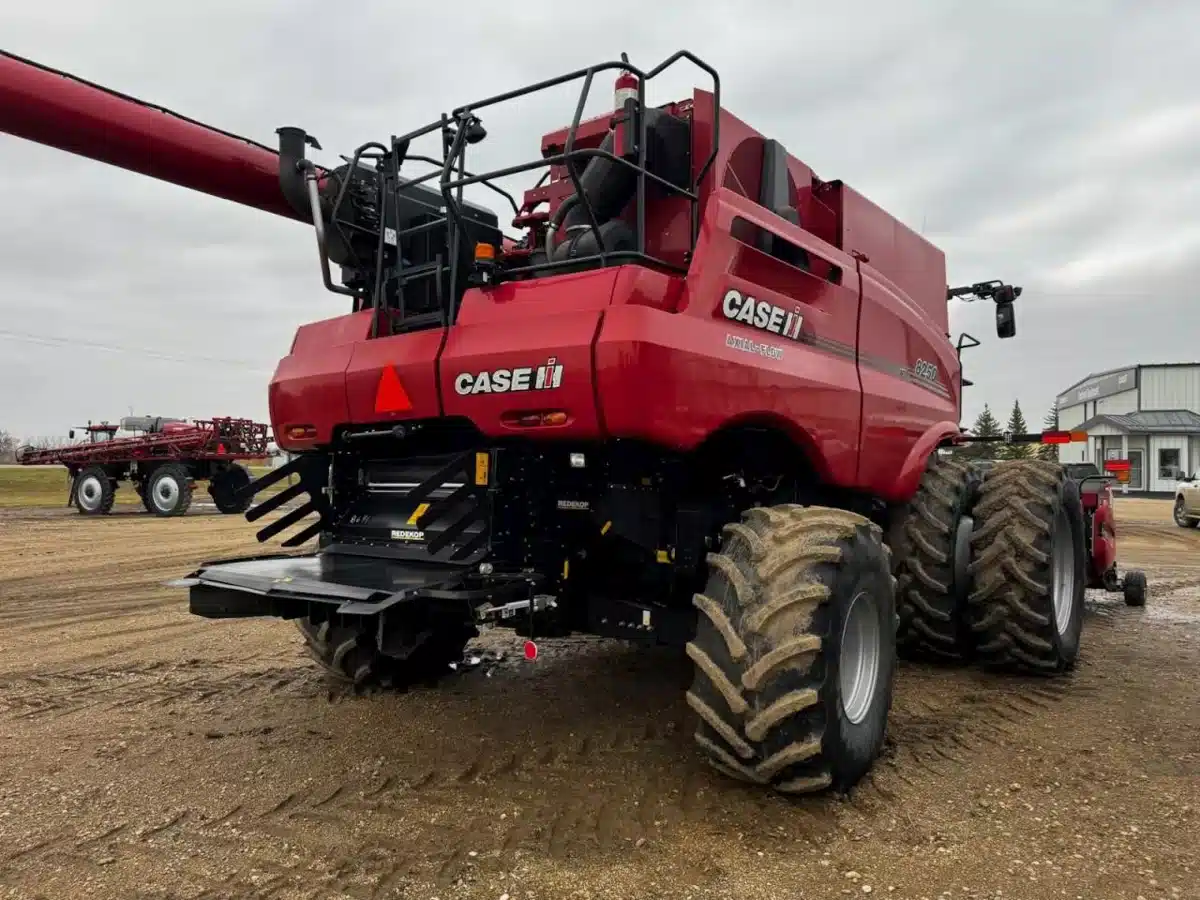 Gallery image 2 for Used 2019 Case IH 8250 Combine