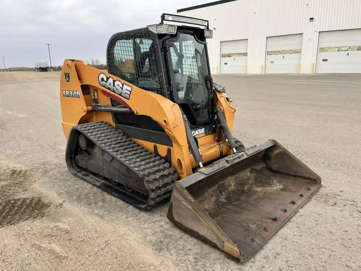 Gallery image 1 for Used 2013 Case IH TR320 Skid Steer