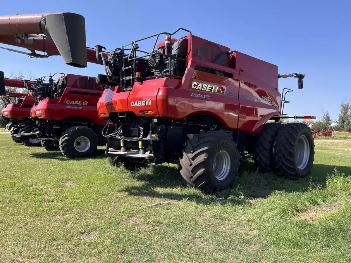 Used 2021 Case IH 9250 Combine