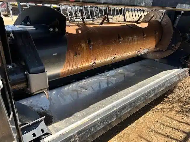 Gallery image 2 for Used 2024 MacDon FD245 Header - Flex Draper