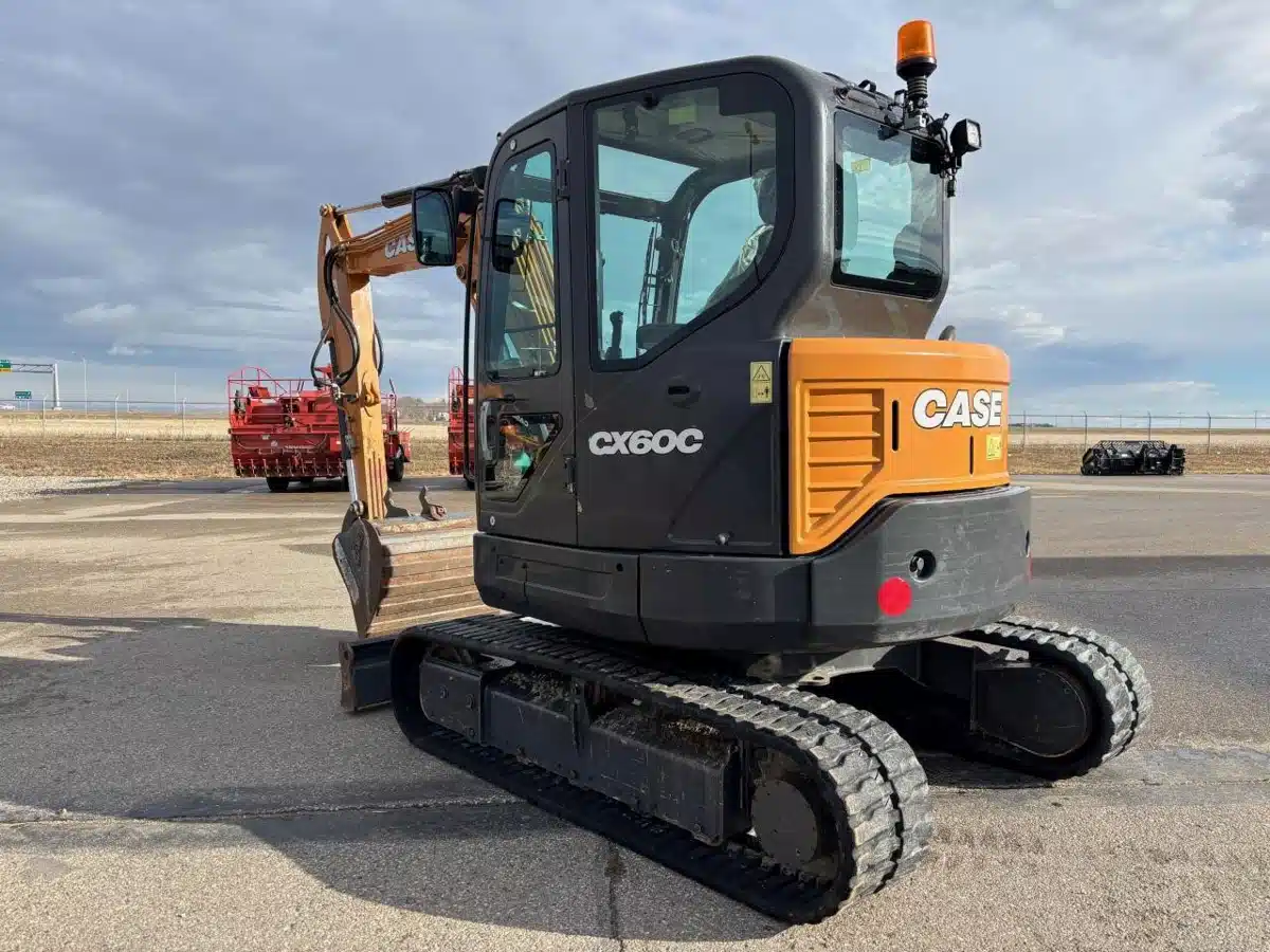 Gallery image 2 for 2017 Case IH CX60C Excavator