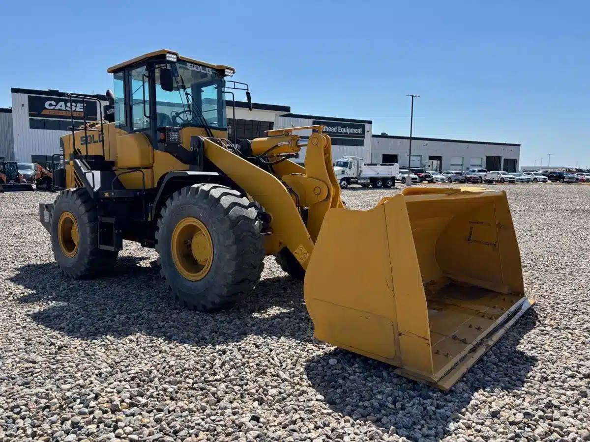 Gallery image 2 for New 2022 SDLG L948F Wheel Loader