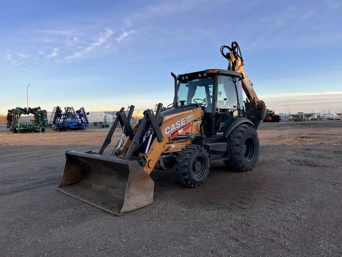 Gallery image 2 for Used 2017 Case IH 590SN Backhoe Loader