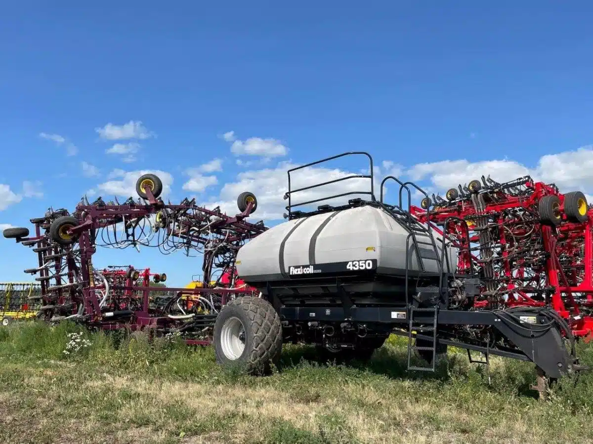 Used 2008 Seed Hawk 6412 Air Seeder