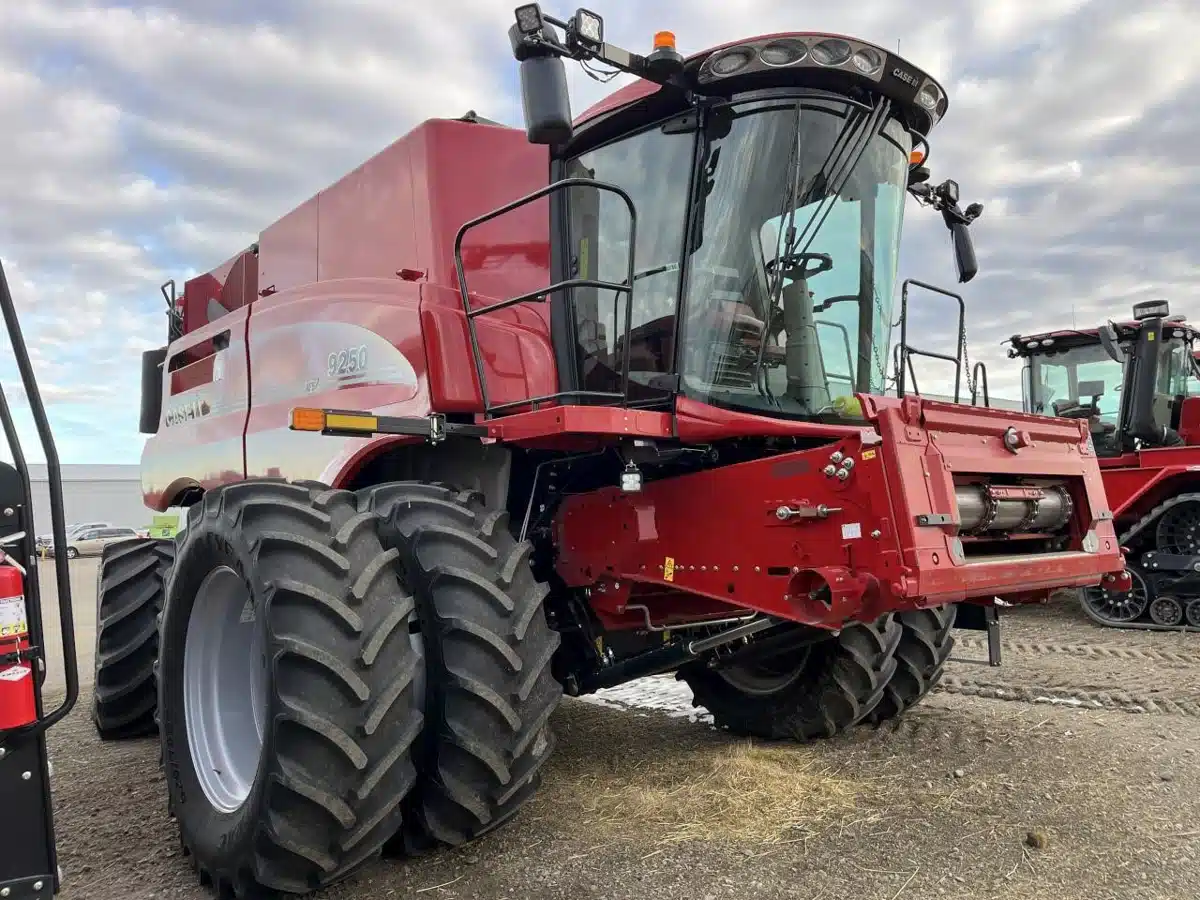 Gallery image 1 for Used 2024 Case IH 9250 Combine