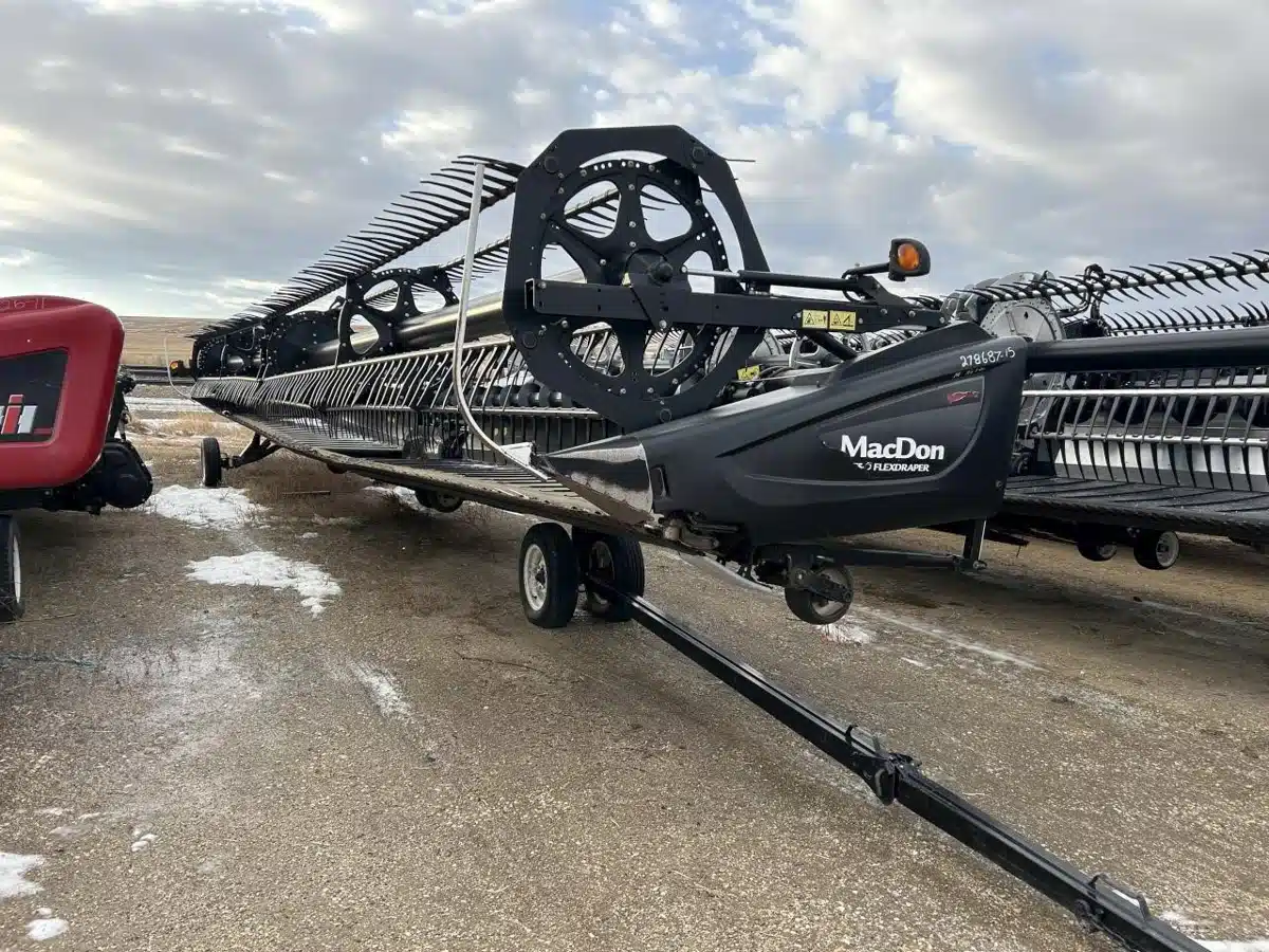 Gallery image 1 for 2015 MacDon FD75 Header - Flex Draper
