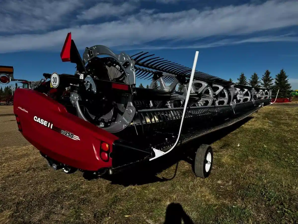 Gallery image 1 for Used 2025 MacDon FD250 Header - Flex