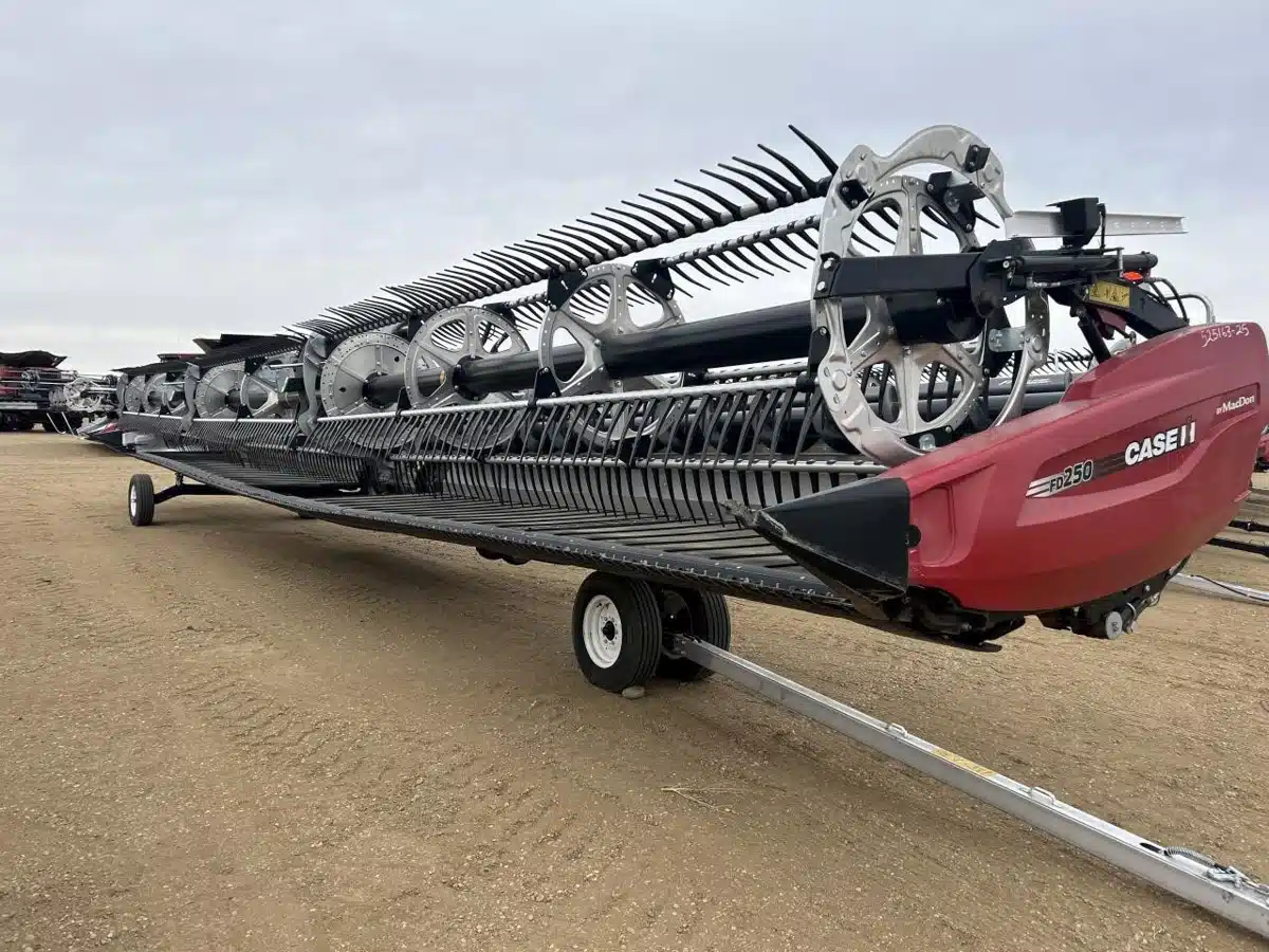 Gallery image 1 for Used 2025 MacDon FD250 Header - Flex