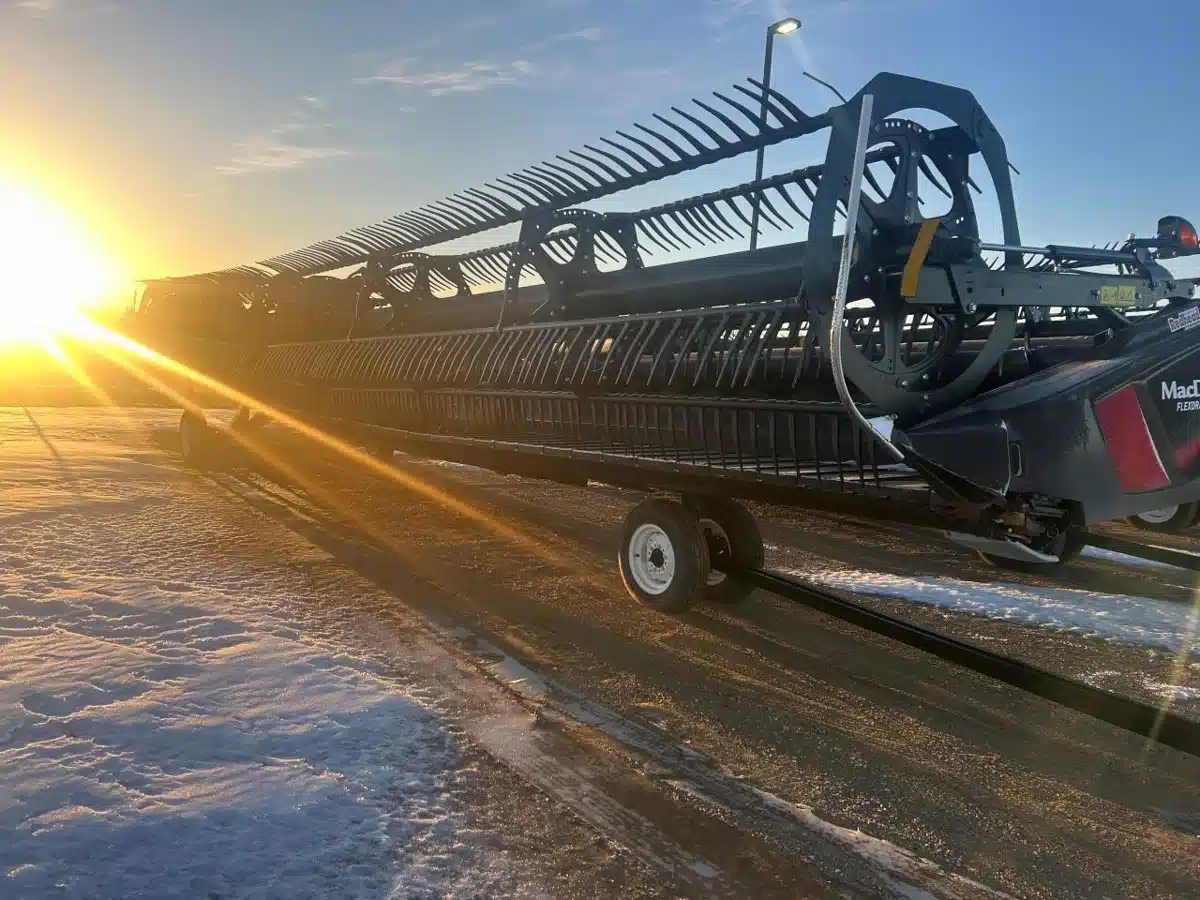 Gallery image 2 for Used 2019 MacDon FD140 Header - Flex Draper