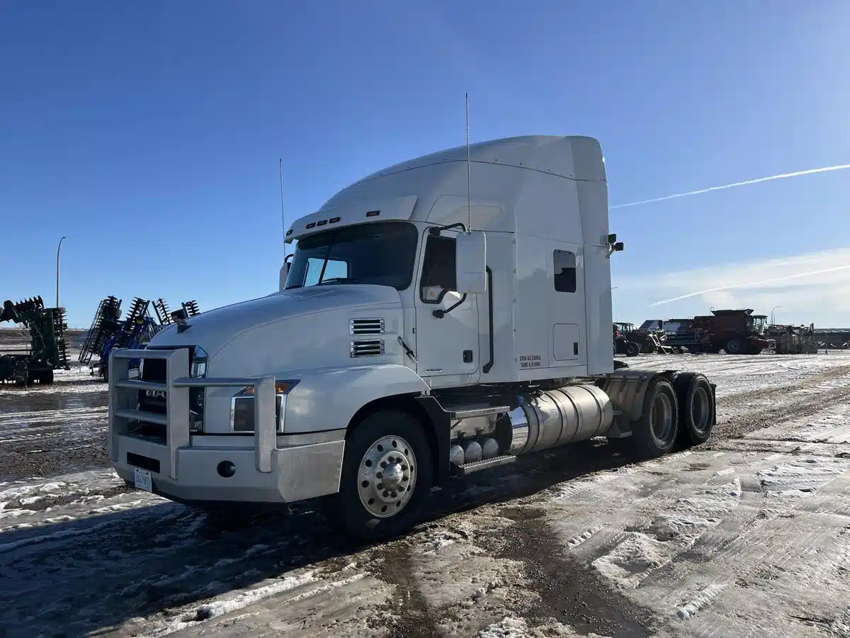 Gallery image 1 for 2024 Mack ANTHEM 64T Semi-Truck