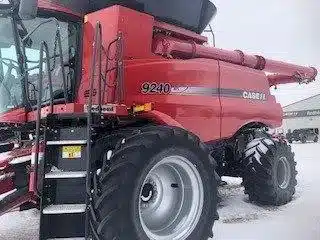 Gallery image 2 for Used 2018 Case IH 9240 Combine