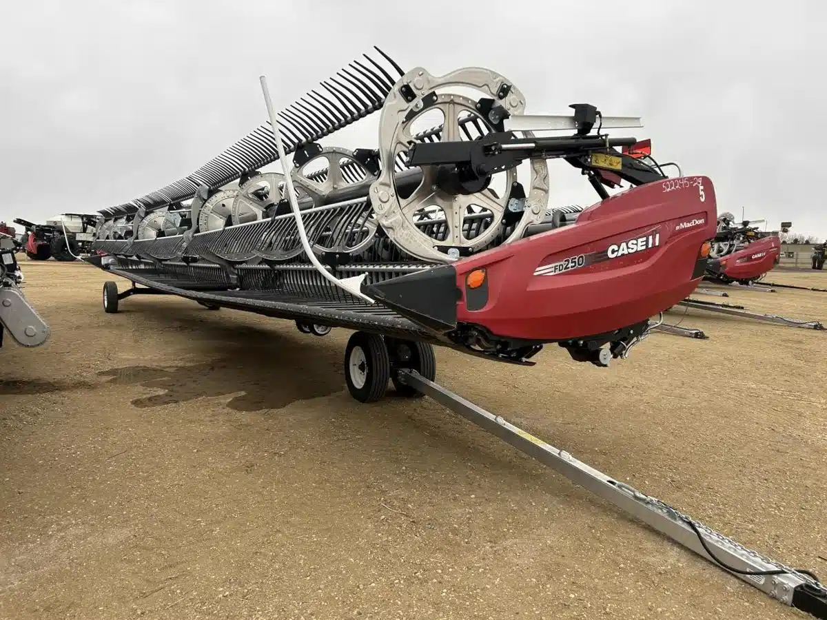 Gallery image 1 for 2025 MacDon FD250 Header - Flex