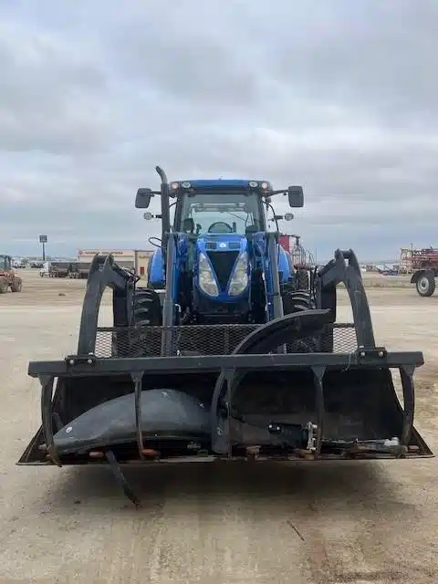 Gallery image 2 for 2014 New Holland T7.185 Tractor