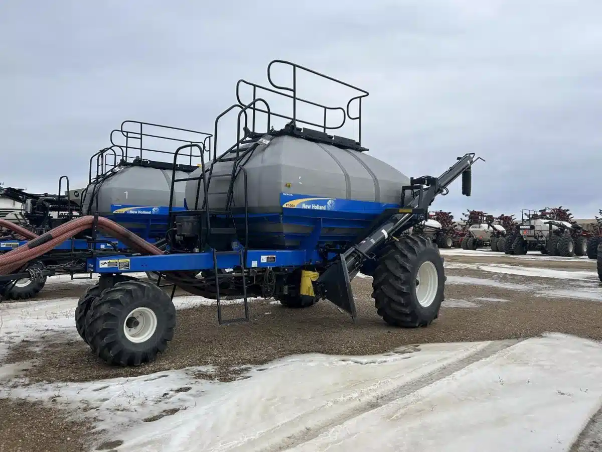 Gallery image 2 for 2011 New Holland P2050 Air Cart