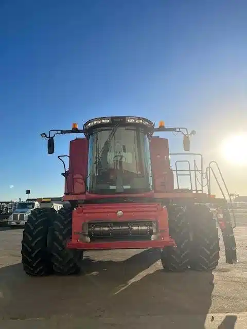 Gallery image 2 for Used 2016 Case IH 8240 Combine