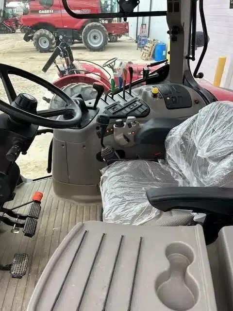 Gallery image 2 for 2022 Case IH MAXXUM 150 Tractor