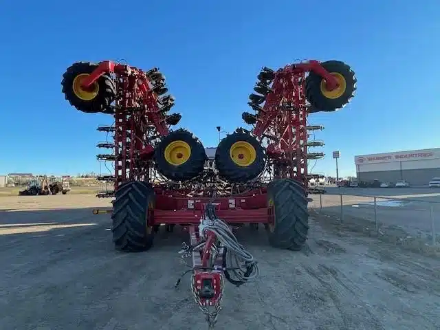 Gallery image 1 for 2023 Bourgault 3335-76 Air Drill