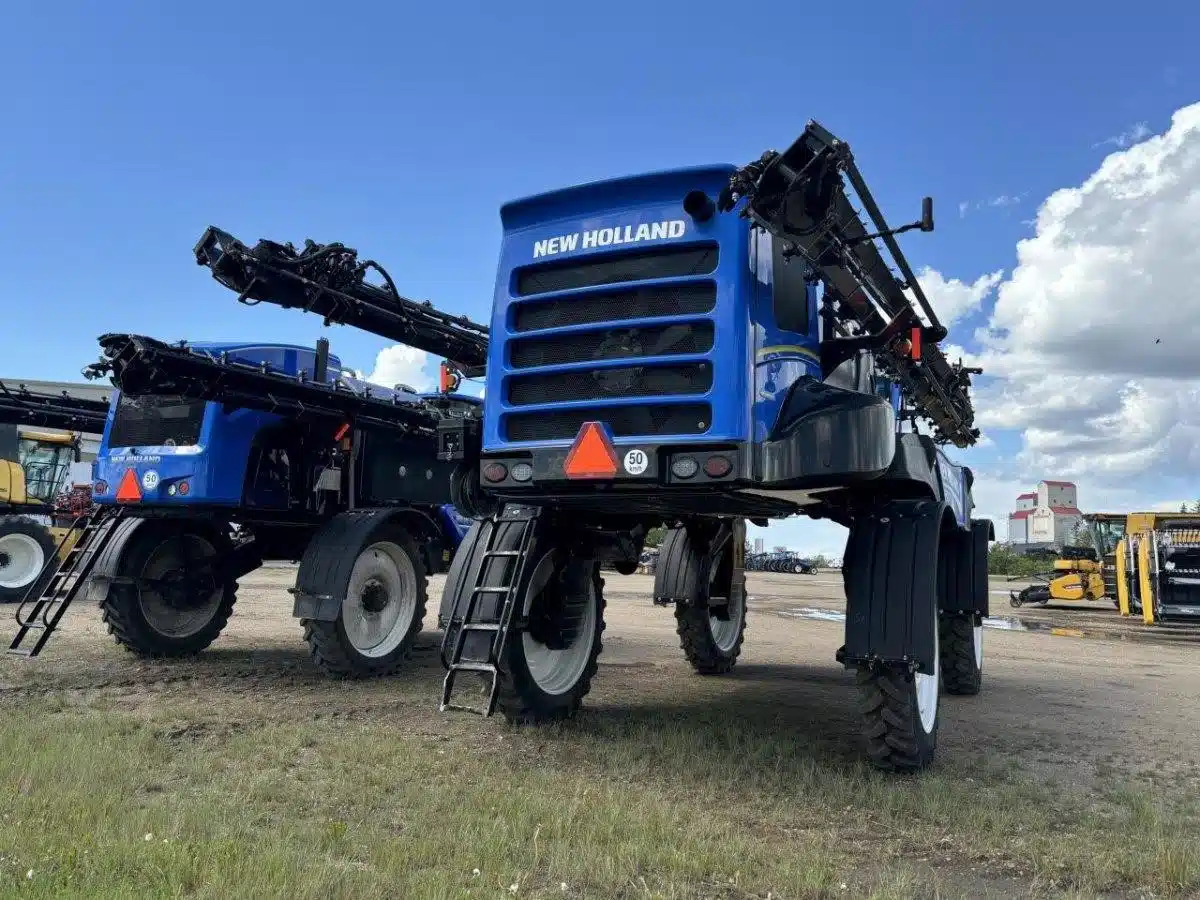 Gallery image 2 for 2019 New Holland SP410F Sprayer - Self Propelled