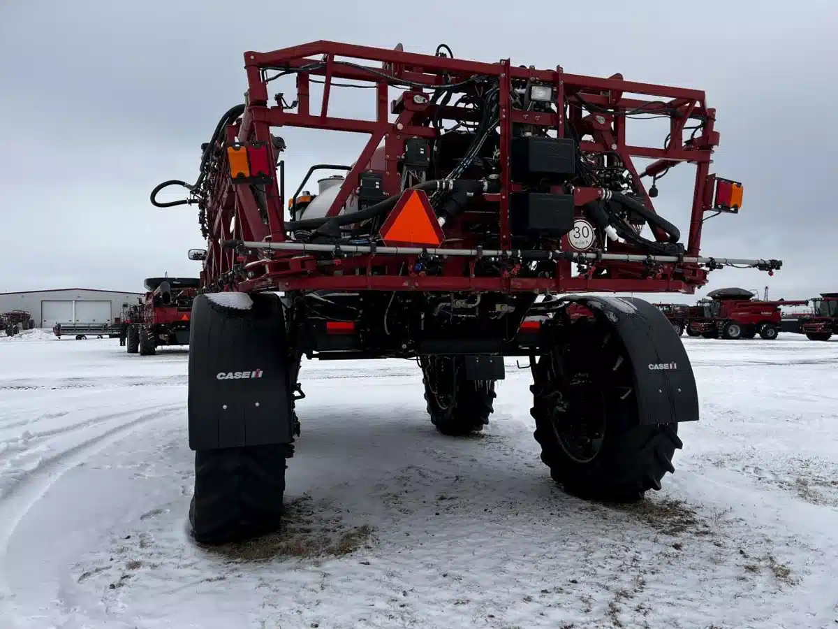 Gallery image 2 for 2015 Case IH PATRIOT 3340 Sprayer - Self Propelled