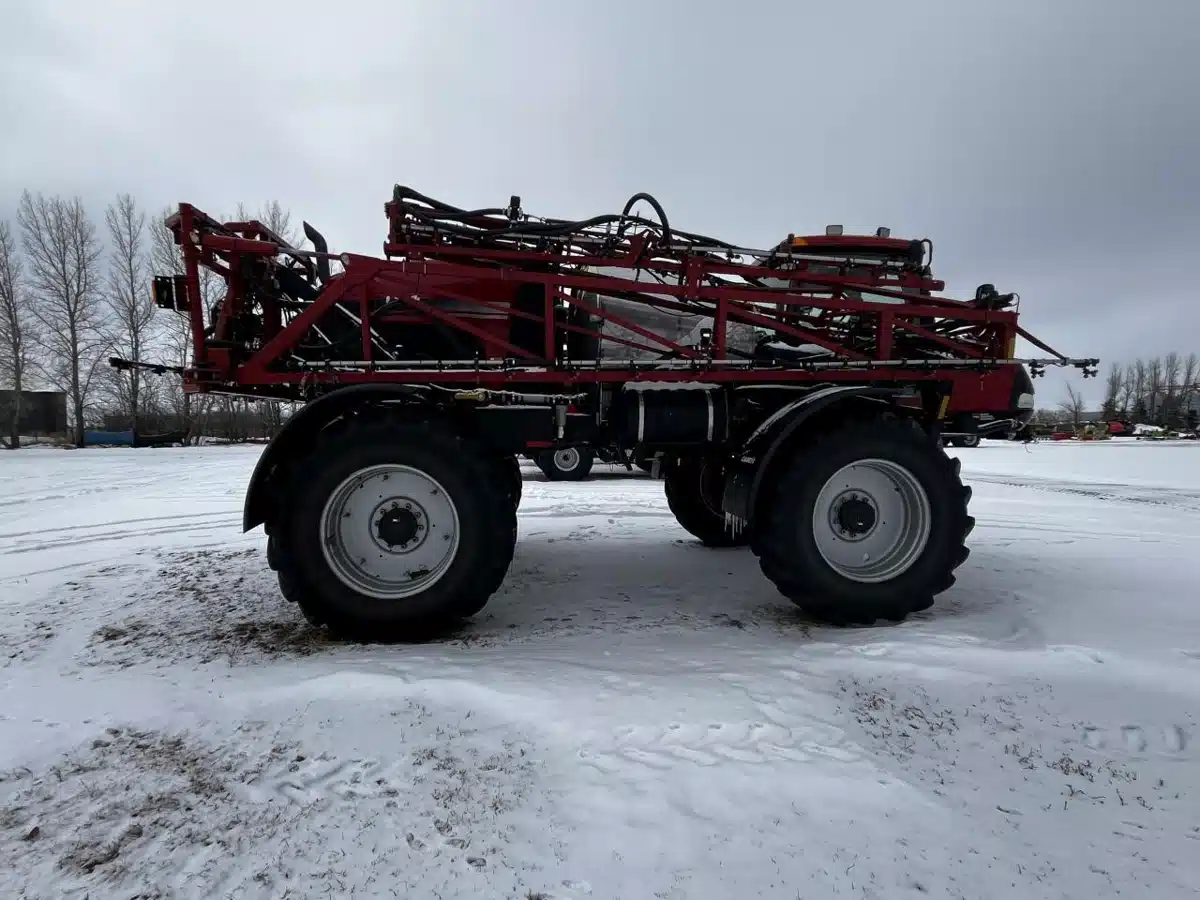Gallery image 1 for 2015 Case IH PATRIOT 3340 Sprayer - Self Propelled