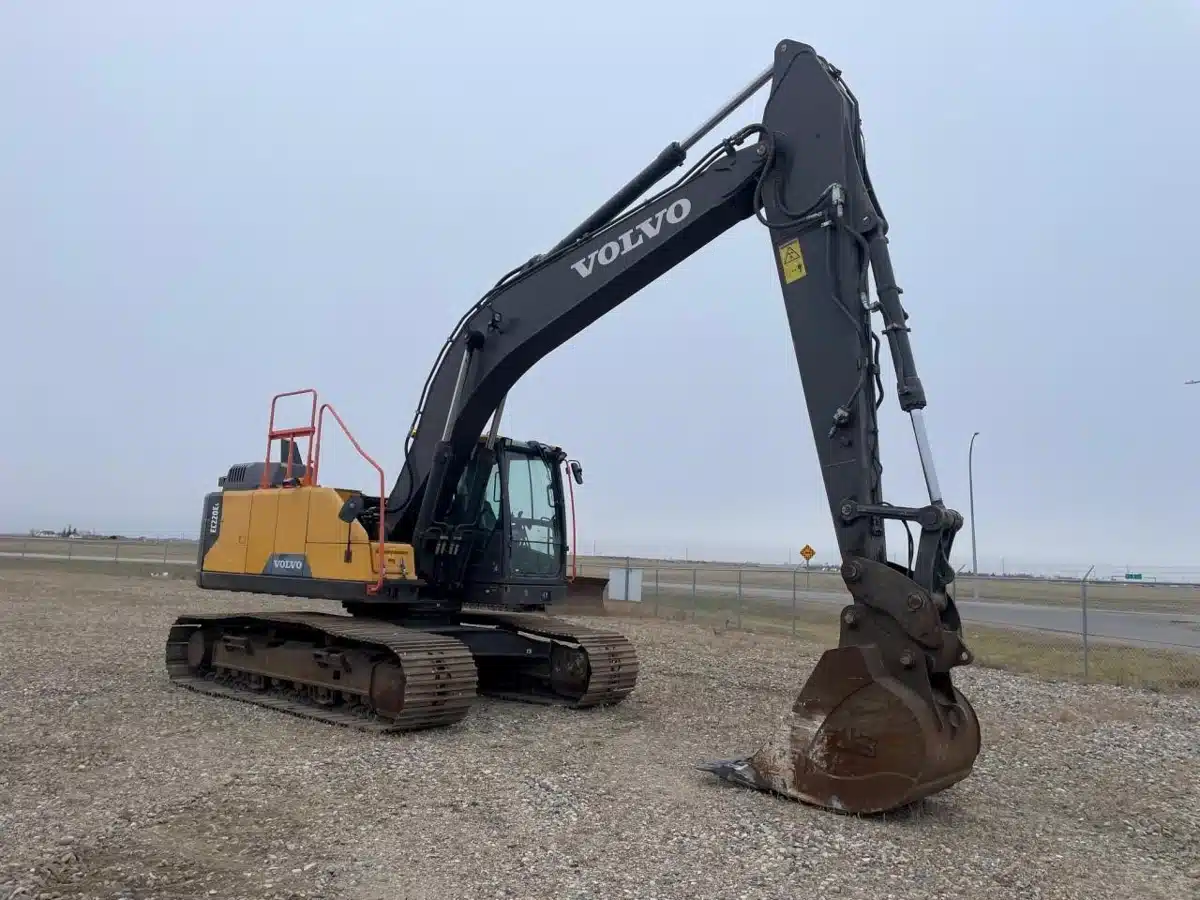Used 2019 Volvo EC220EL Excavator