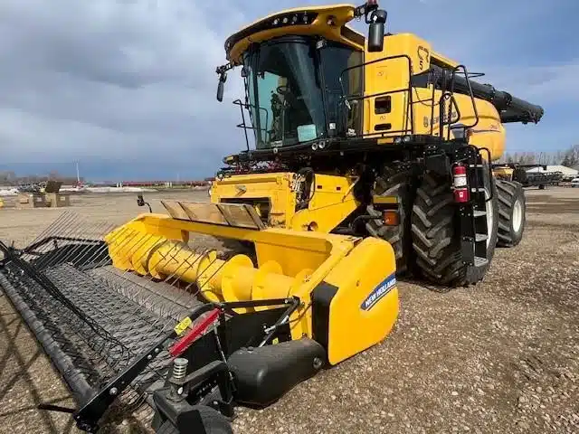 Photo de la Galerie 1 pour 2024 New Holland CR9.90 Batteuse