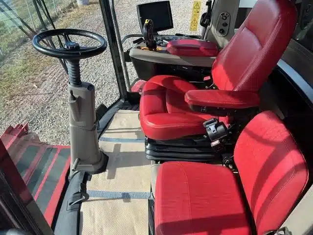 Gallery image 2 for 2018 Case IH 9240 Combine