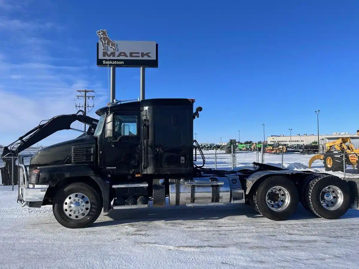 Gallery image 2 for 2019 Mack ANTHEM 64T Semi-Truck