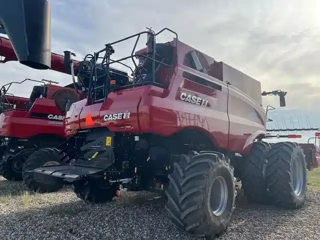 Gallery image 1 for 2022 Case IH 8250 Combine