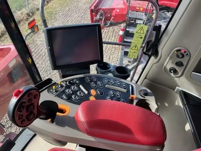 Gallery image 2 for 2022 Case IH 8250 Combine